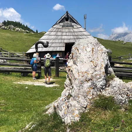 Kosutnik Velika Planina Chalet Kamniska Bistrica
